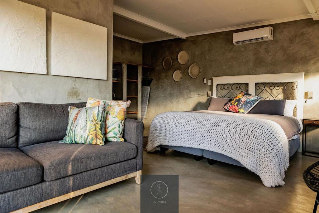 Guest Room At Joubert Piet Retief Exterior foto